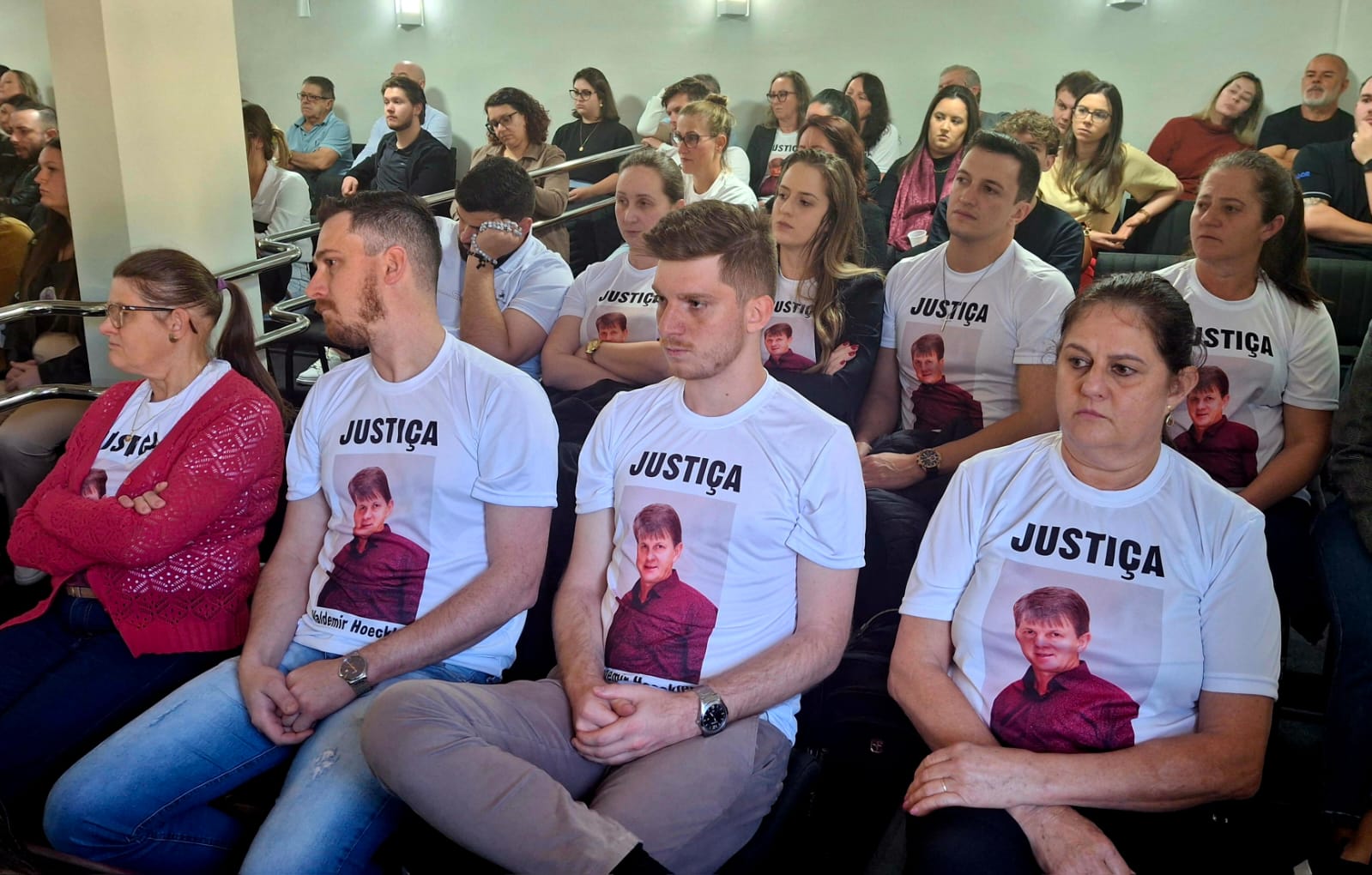 Familiares acompanharam o julgamento 