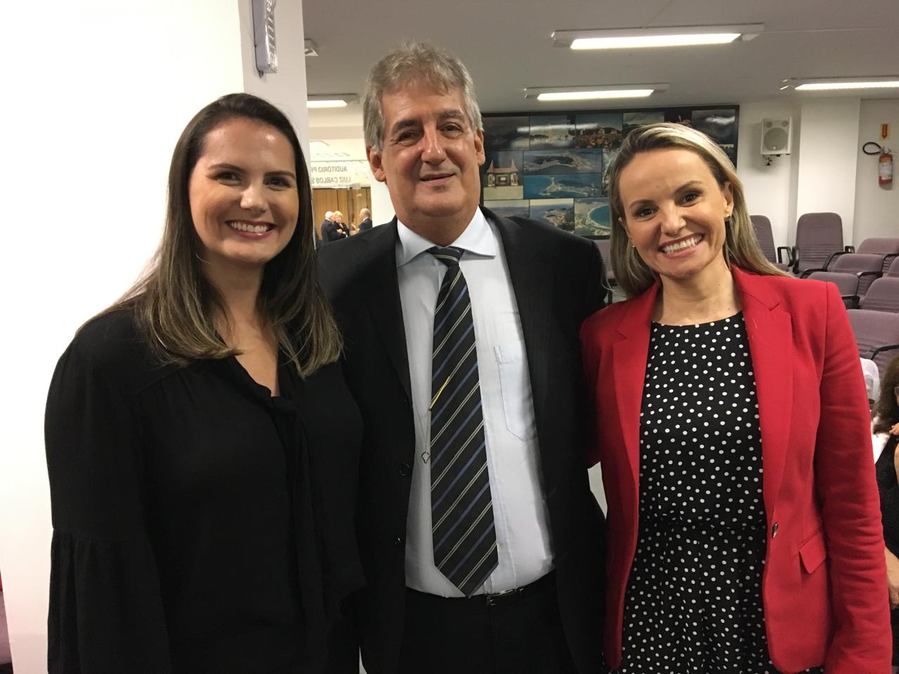 Michele e Simone. À época, Assistentes de Promotoria