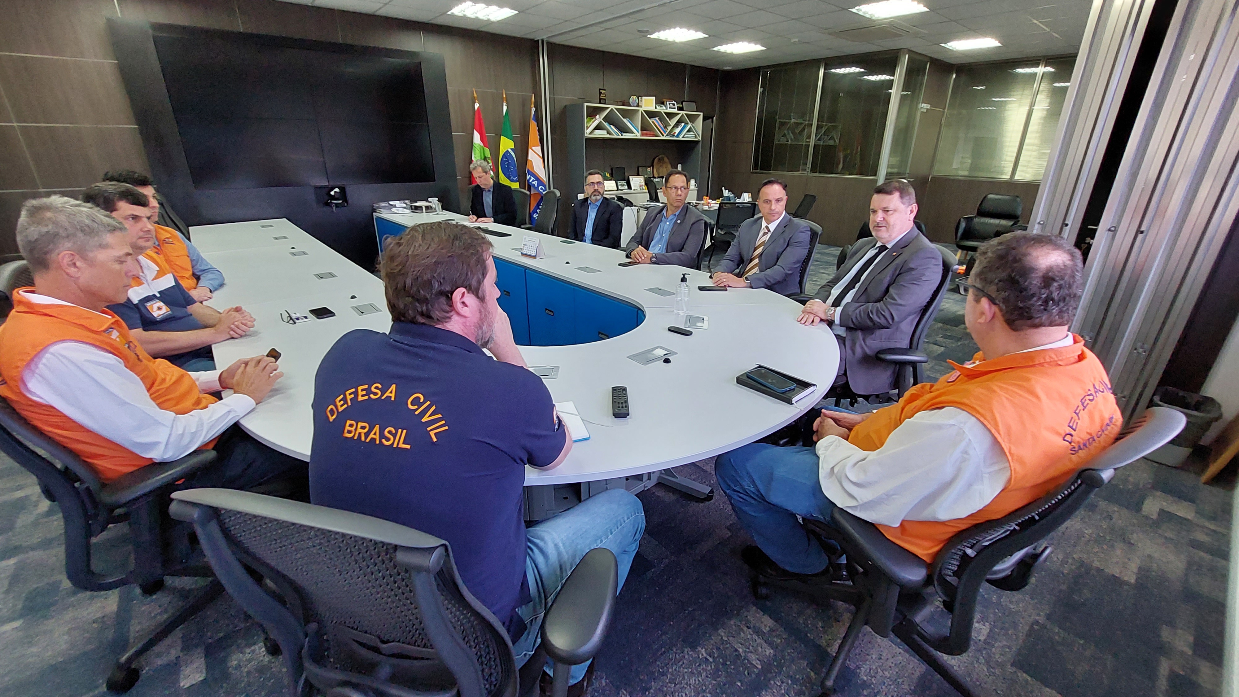MPSC se reúne com a Defesa Civil de Santa Catarina para planejar novas ações voltadas ao enfrentamento das fortes chuvas e visando o atendimento da população