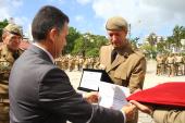 Sargento da Polícia Militar é homenageado pelo MPSC por desempenho no curso de formação