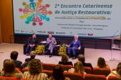 Diálogo na educação é tema de palestra no 2° Encontro Catarinense de Justiça Restaurativa