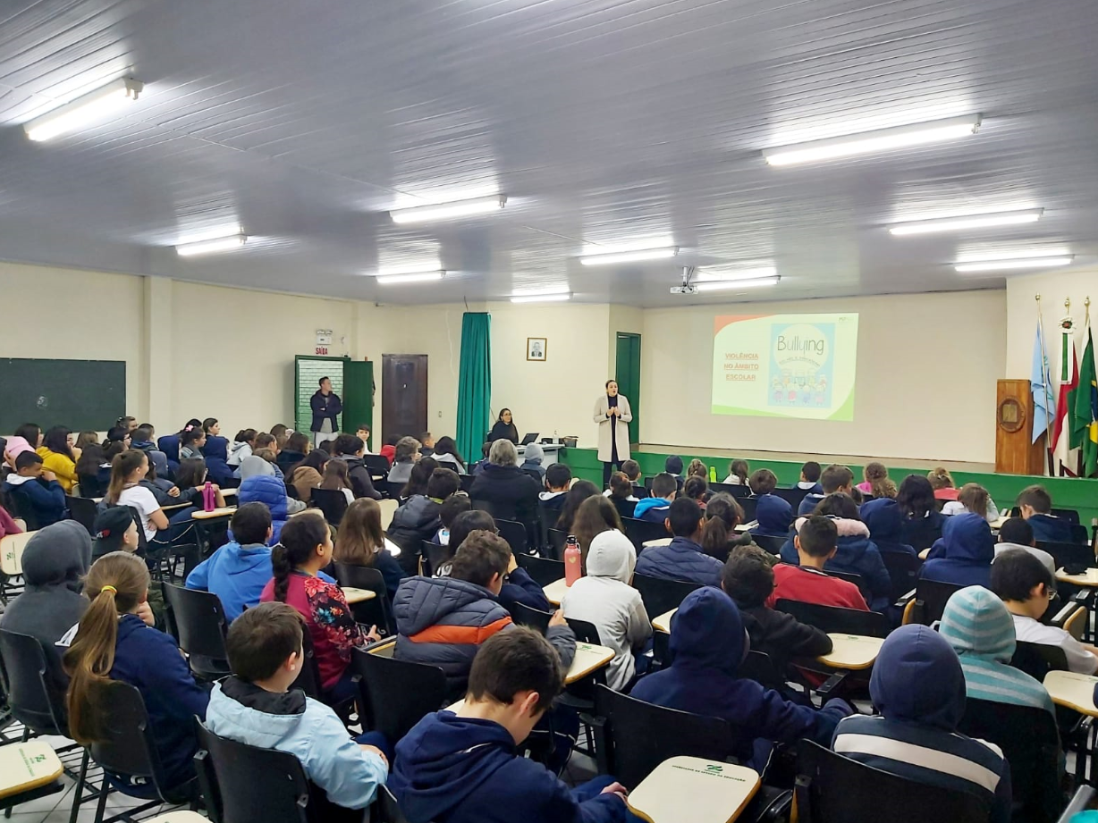 Promotoria de Justiça de Bom Retiro vai às escolas conversar sobre bullying