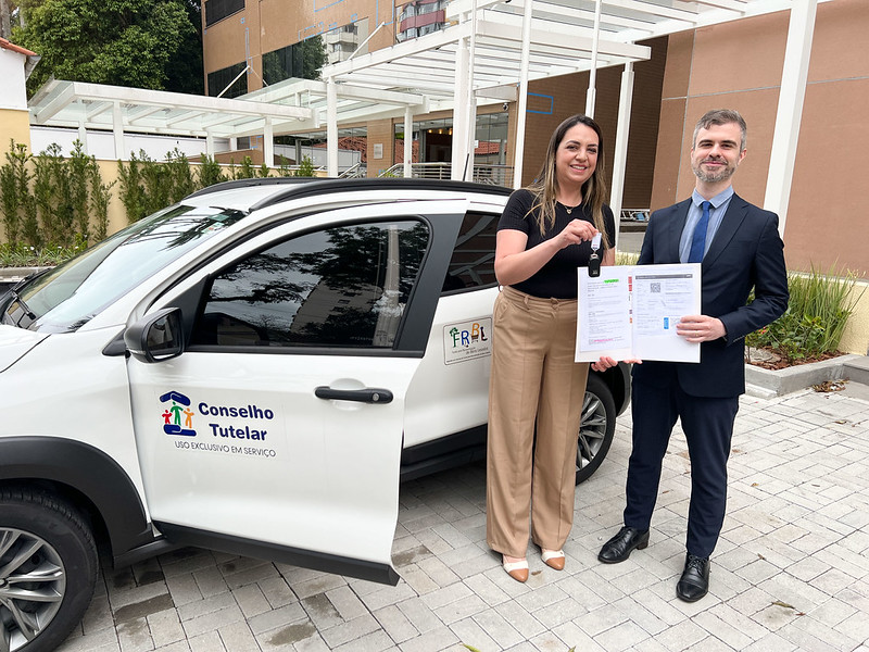Conselho Tutelar de Matos Costa recebe carro e equipamentos para aprimorar atendimento à infância