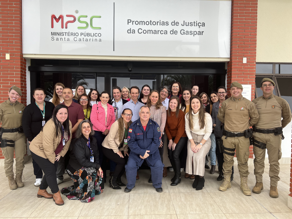 MPSC reúne representantes de Gaspar e Ilhota para fortalecer trabalho em rede com o programa TEAR