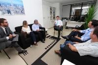 Florianópolis se compromete a melhorar infraestrutura das praias