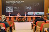 Palestras do período da manhã do Encontro Estadual de Execução Penal abordam precariedade do sistema prisional