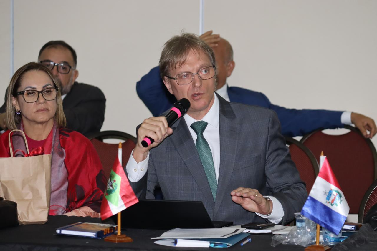 Corregedor-Geral do MPSC é eleito presidente do CNCGMPEU