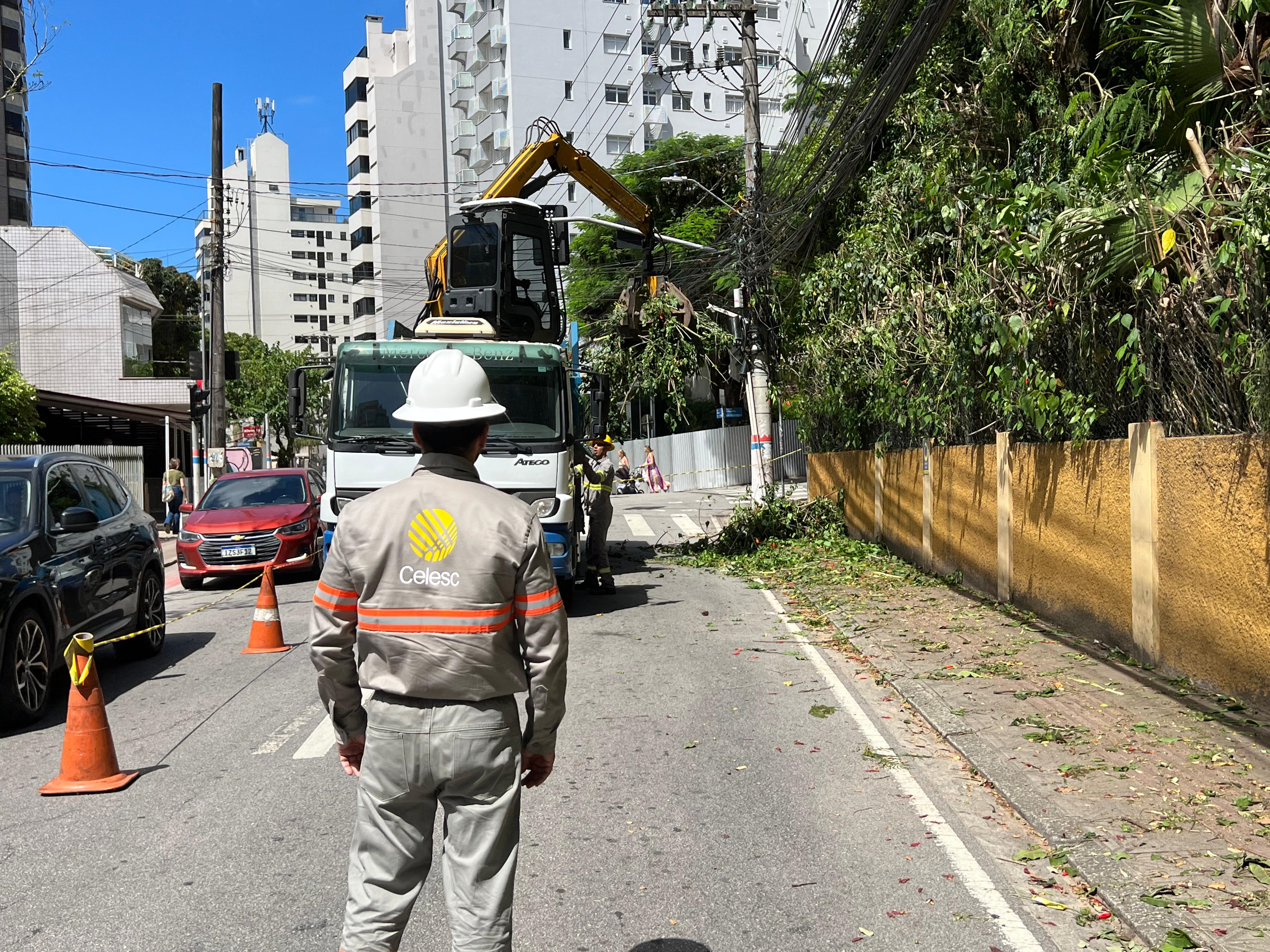 MPSC recebe esclarecimentos da Celesc sobre apagões ocorridos na noite de réveillon em Florianópolis