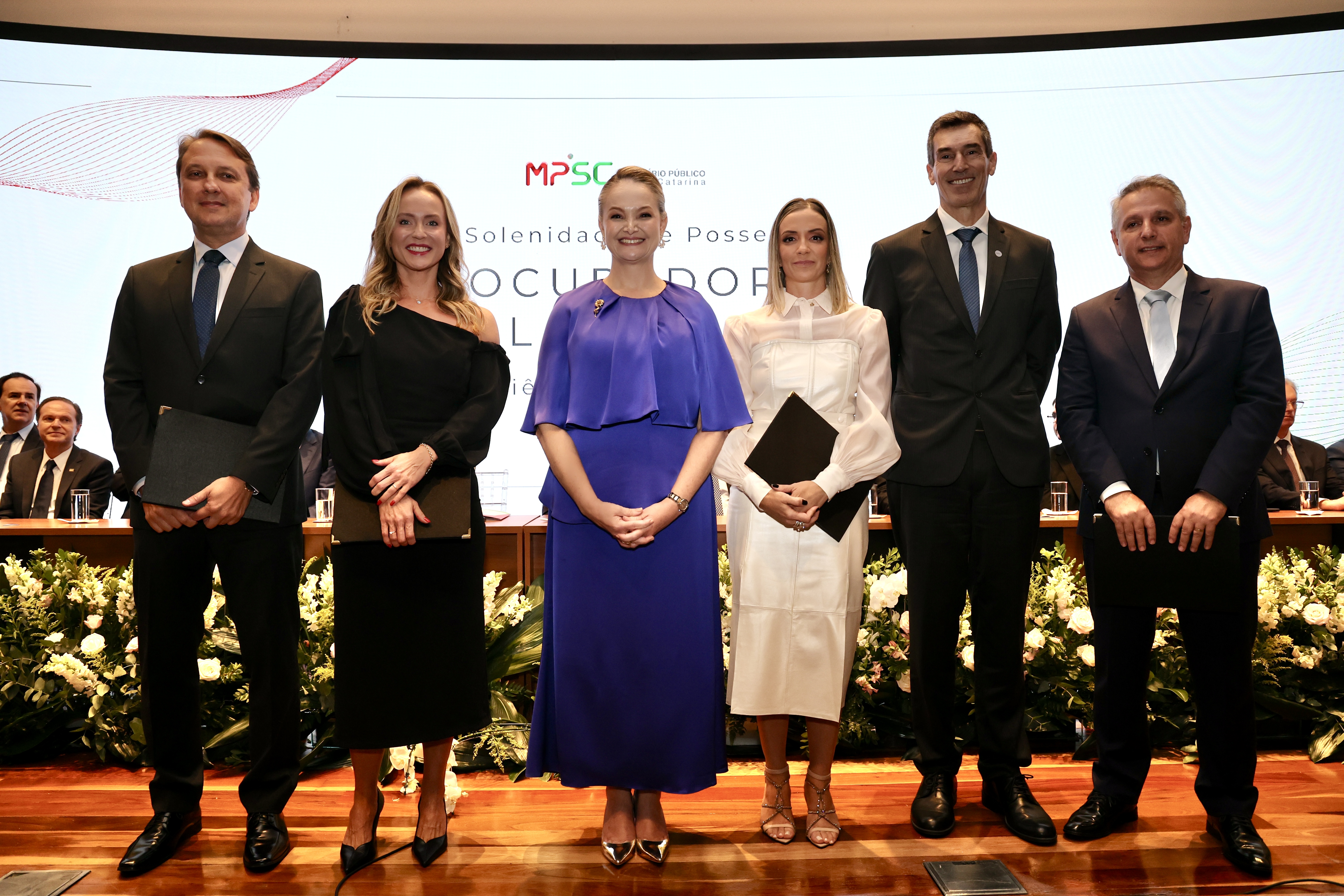 Empossados os Subprocuradores-Gerais, Secretária-Geral e Assessora Especial de Gestão Estratégica e Inovação do MPSC