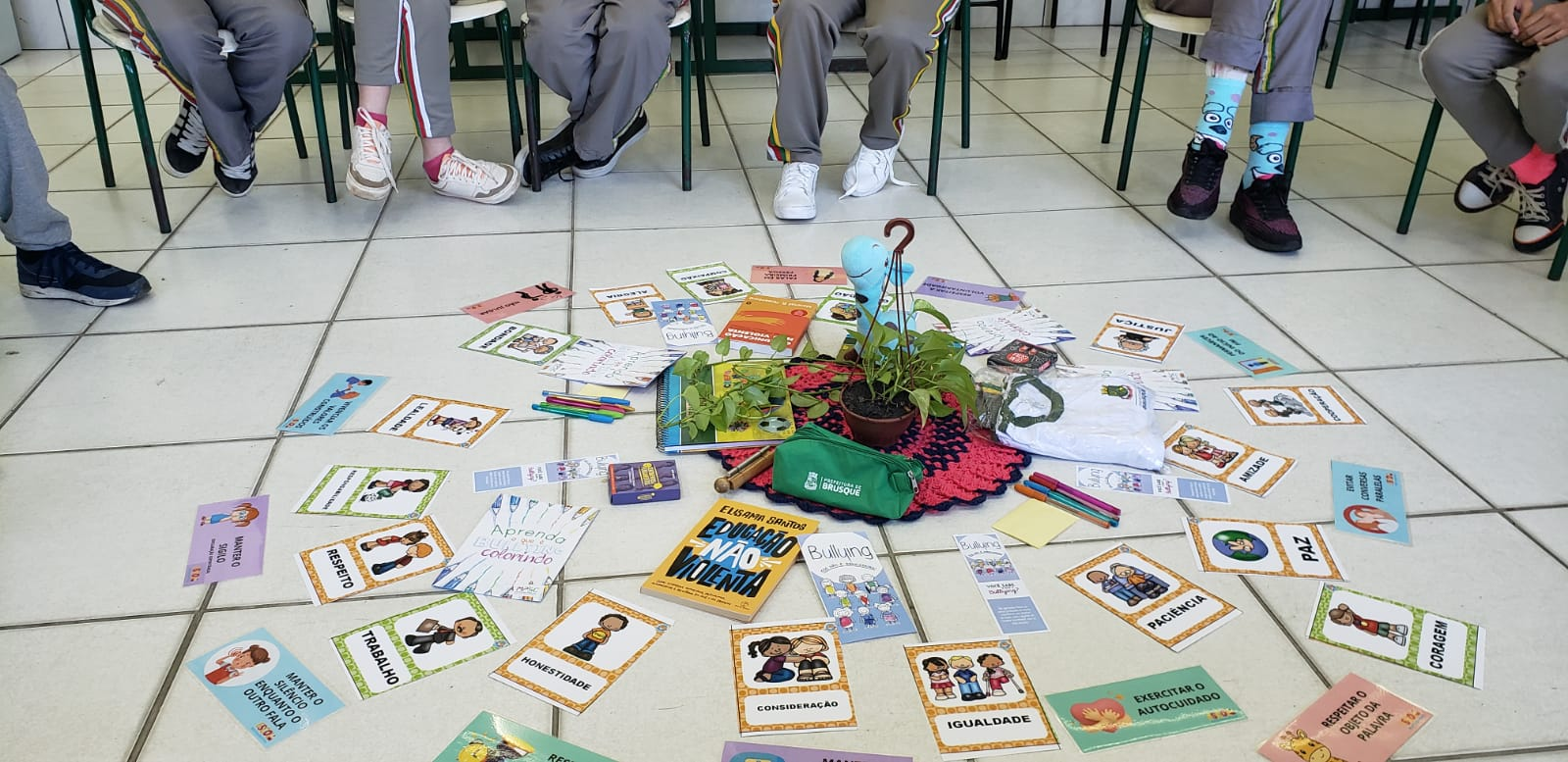 Projeto Escola Restaurativa leva escuta, diálogo e promove cultura de paz em escola municipal de Brusque
