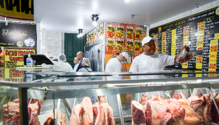 Vistoria constata regularidade de açougues do Mercado Público de Florianópolis