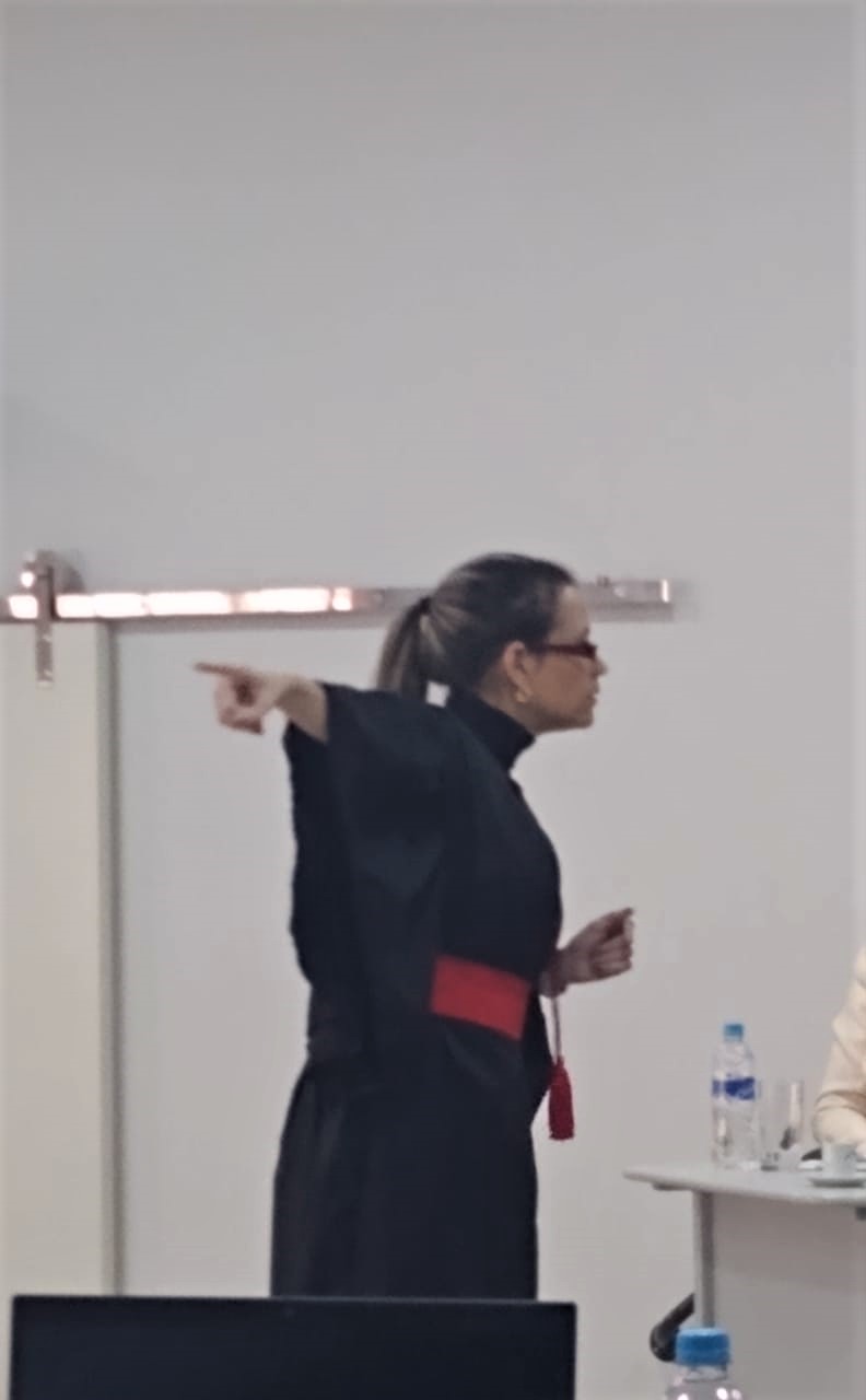 Homem que tentou matar companheira com golpes de machado é condenado por tentativa de feminicídio e outros crimes
