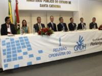 MPSC sedia reunião sobre direitos humanos