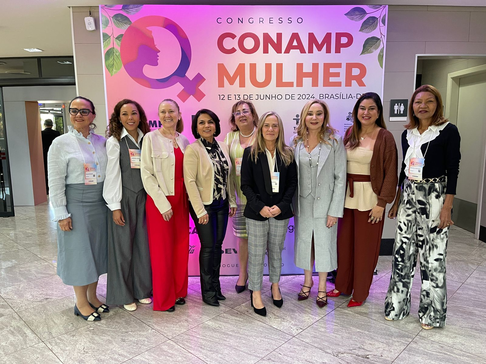 Comitiva de Promotoras e Procuradoras de Justiça do MPSC participam de congresso nacional