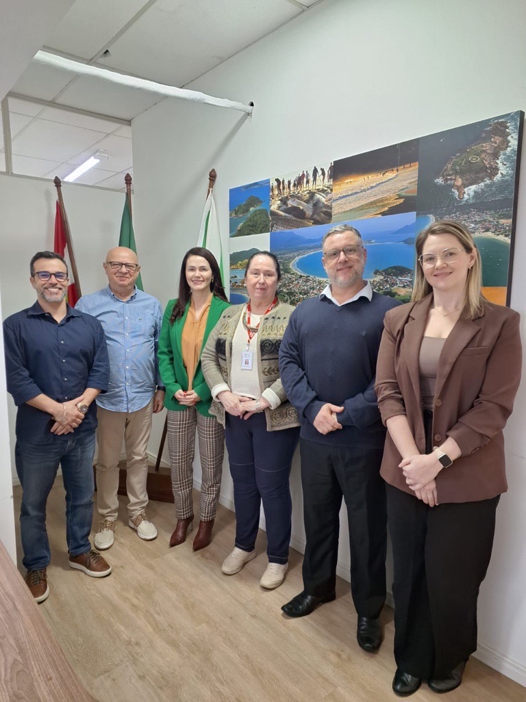 Promotoria de Justiça participa de ação do programa Legalidade Ambiental em visita ao órgão ambiental de Palhoça  