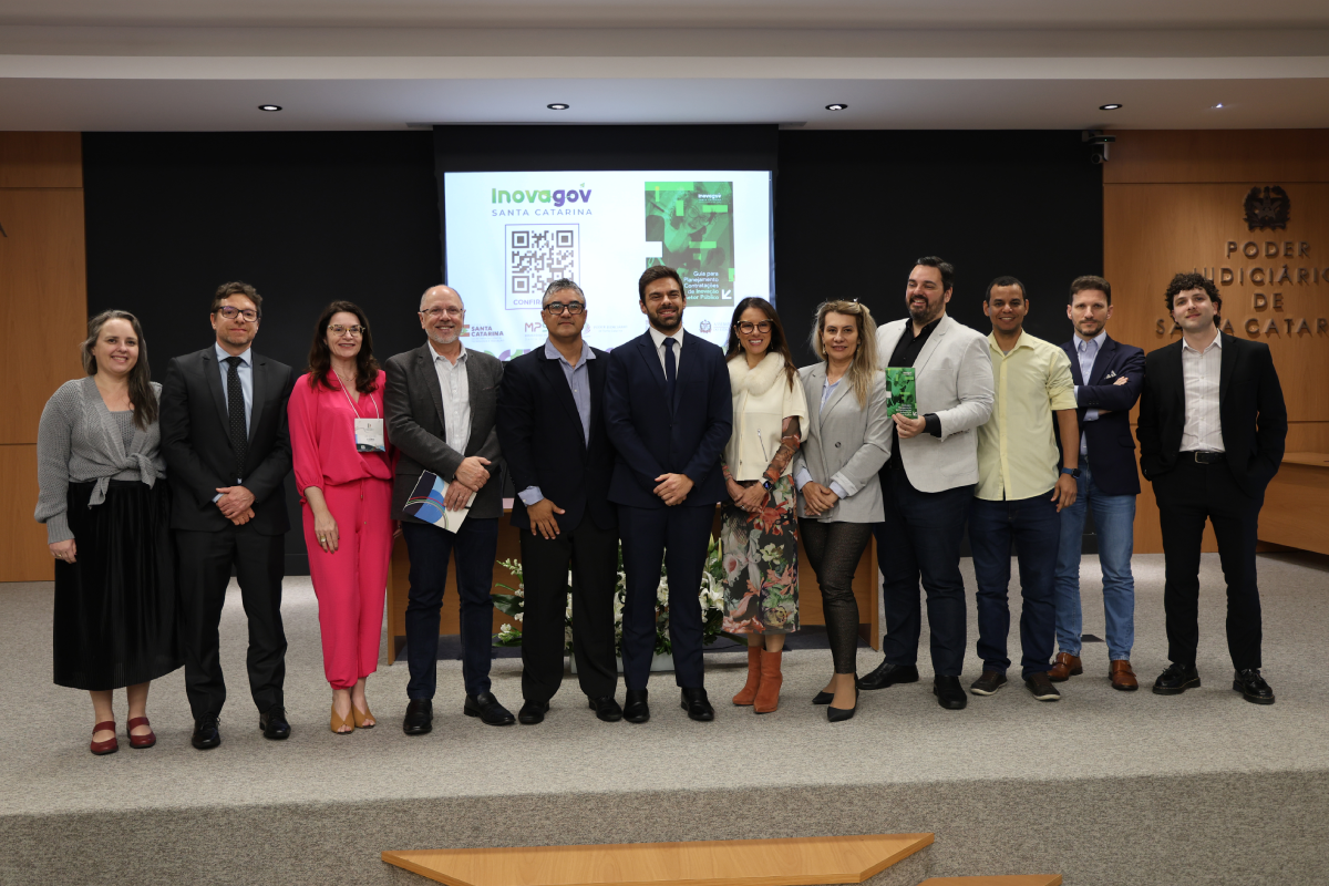 Lançamento do guia do InovaGovSC orienta setor público em novas contratações
