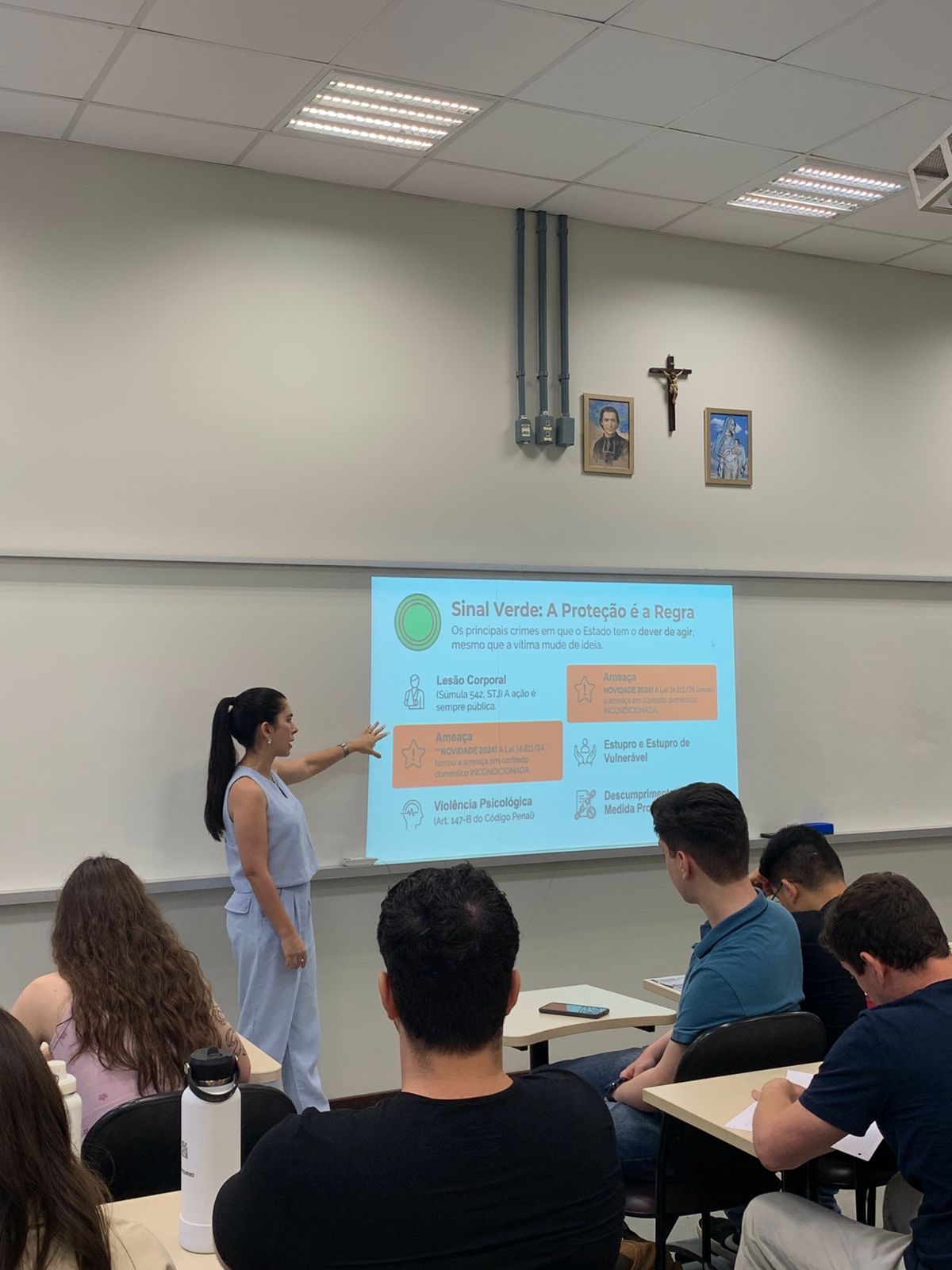 Em evento sobre violência doméstica, Promotora de Justiça destaca como união entre instituições e cidadãos fortalece enfrentamento