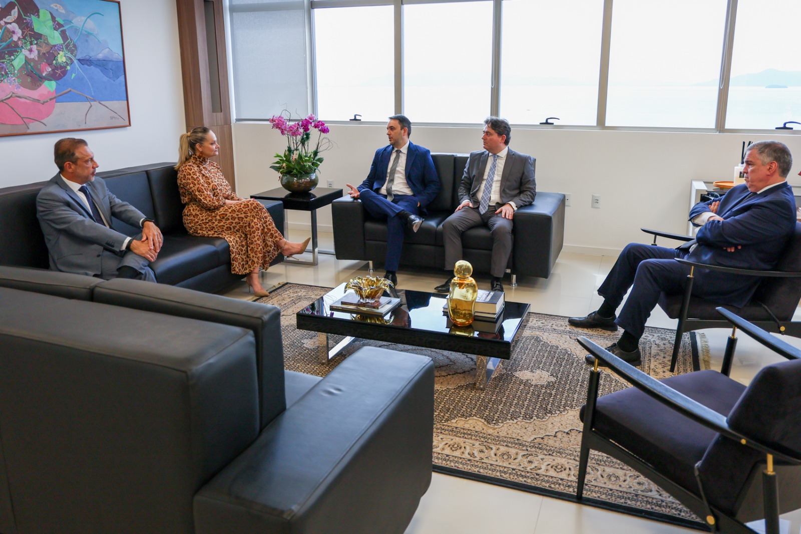Procuradora-Geral de Justiça recebe visita institucional da diretoria da OAB/SC